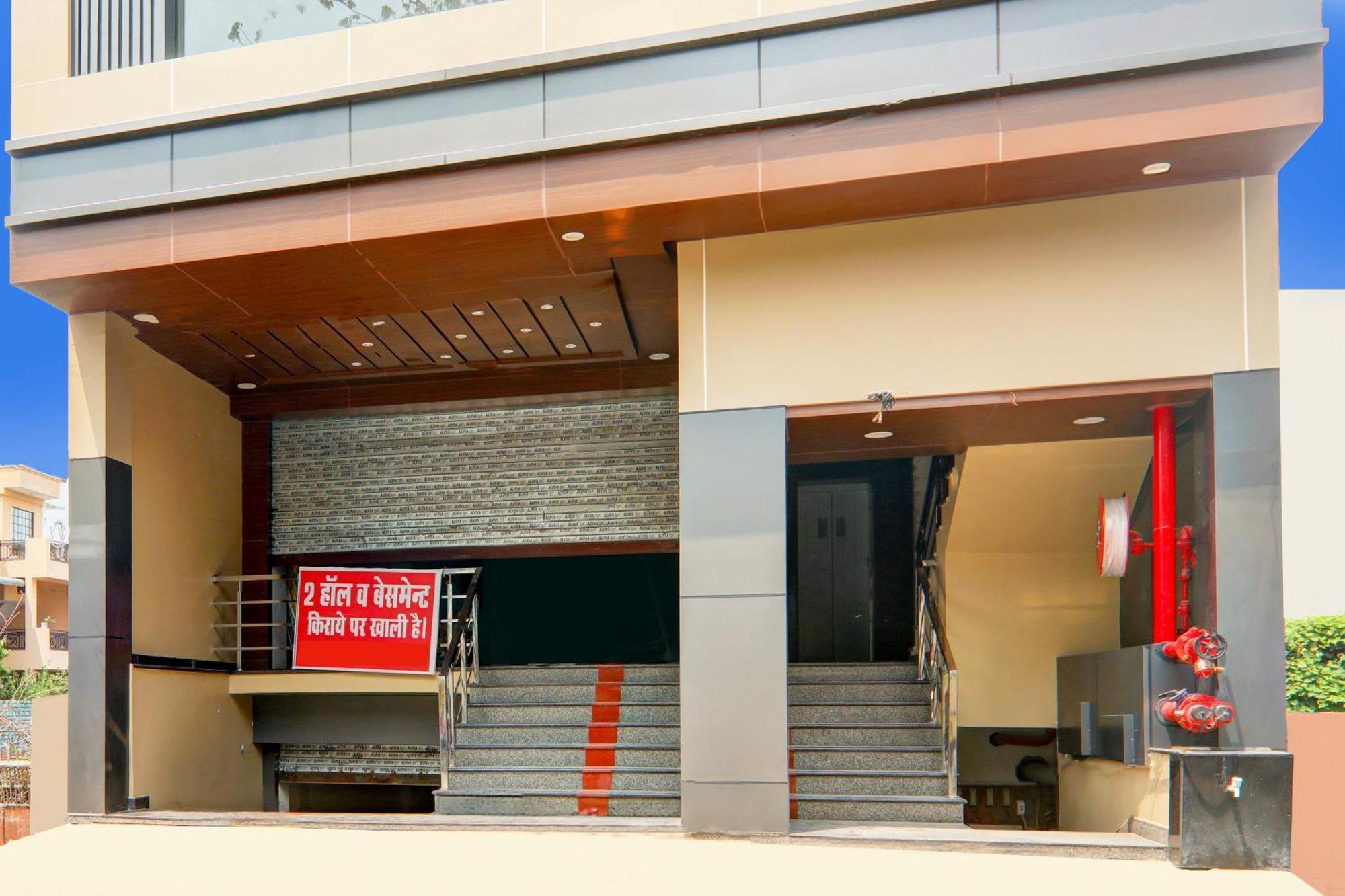 Super Hotel O Raas Plaza Kanpur Bagian luar foto